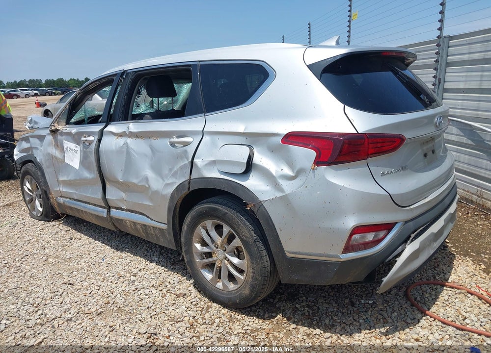 2019 HYUNDAI SANTA FE VIN: 5NMS33AD3KH009376