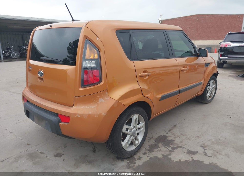 2011 KIA SOUL VIN: KNDJT2A21B7312300
