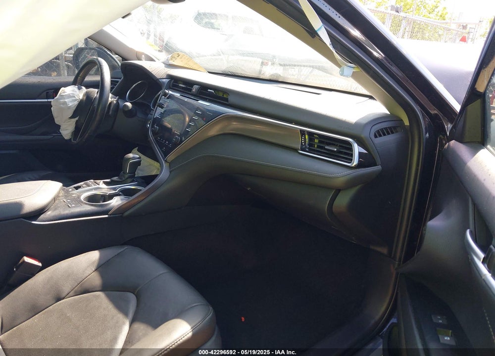 2018 TOYOTA CAMRY VIN: 4T1BZ1HK2JU014126