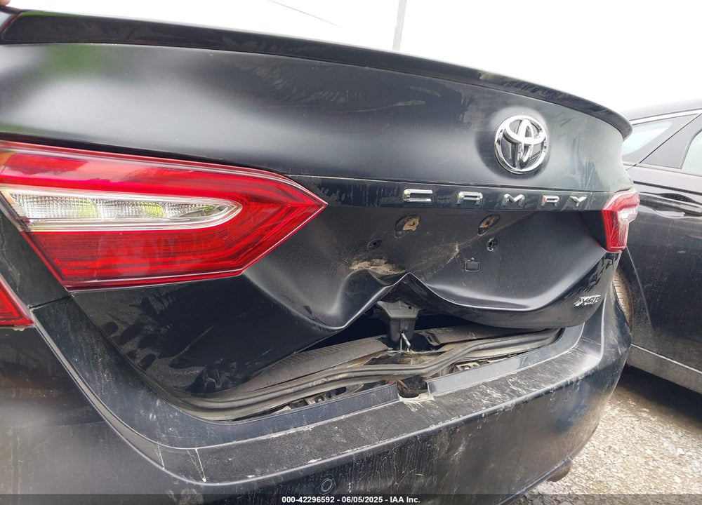 2018 TOYOTA CAMRY VIN: 4T1BZ1HK2JU014126