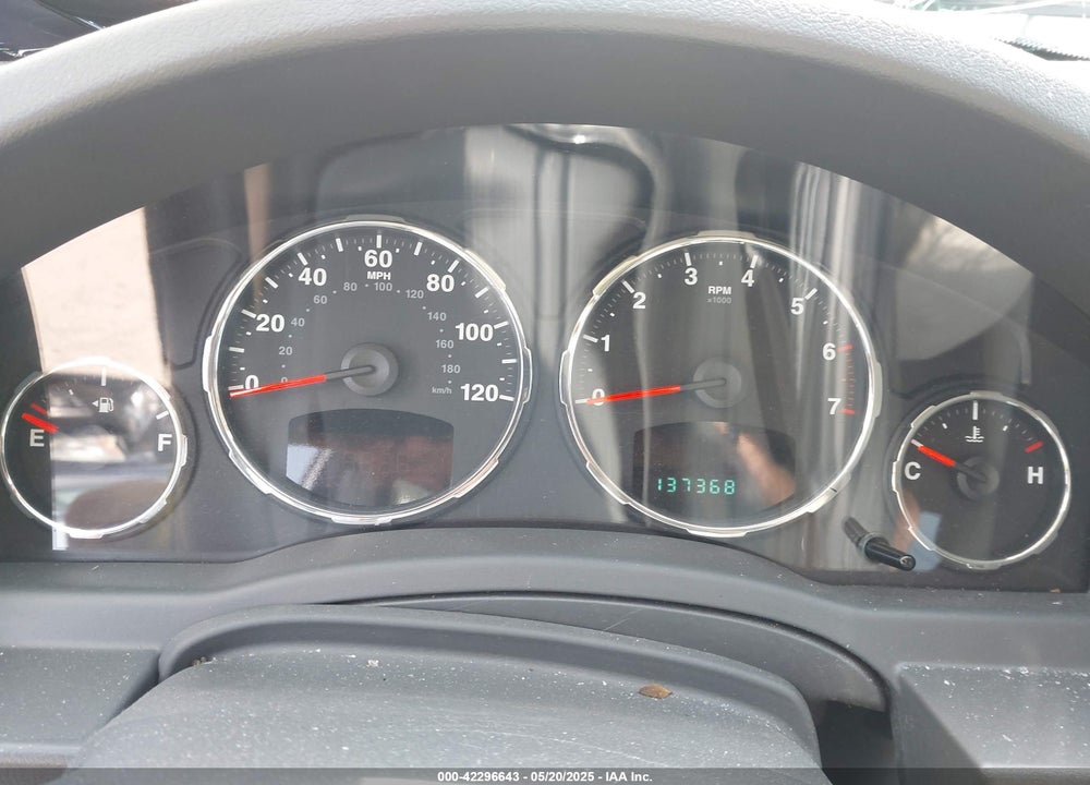 2008 JEEP LIBERTY VIN: 1J8GP28K88W134638
