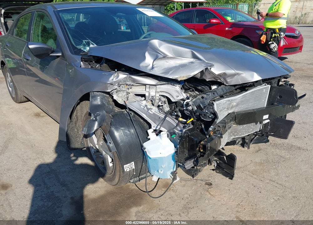 2025 HYUNDAI ELANTRA VIN: KMHLL4DG8SU862909