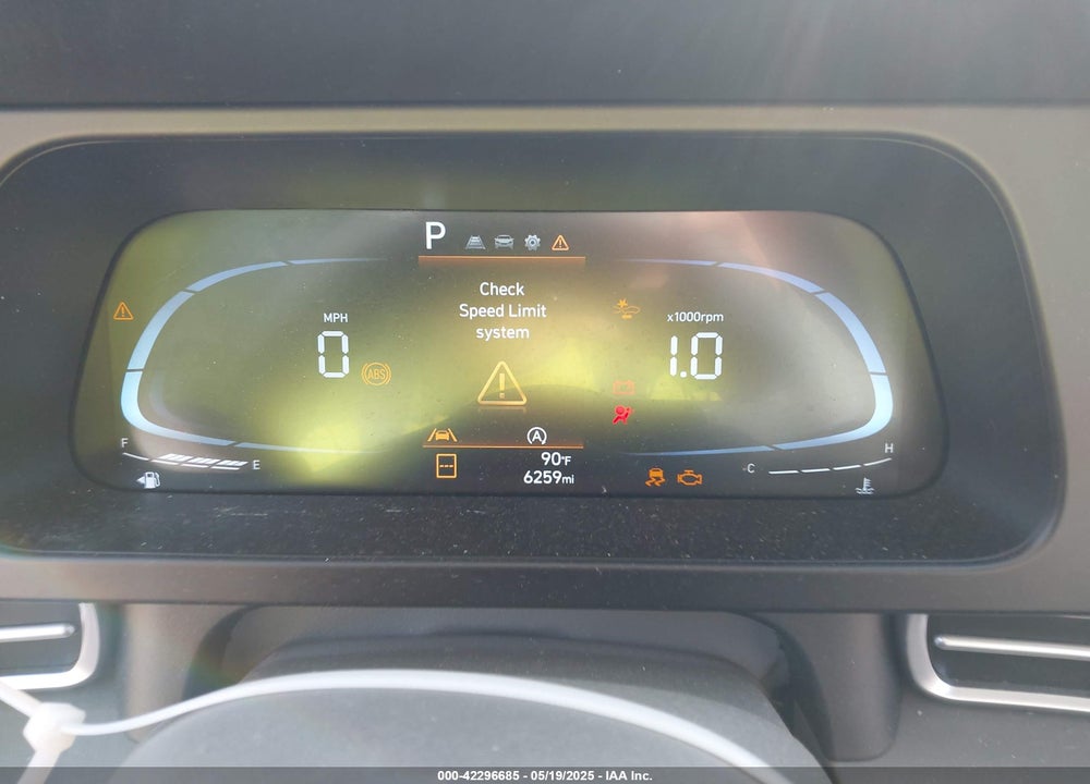 2025 HYUNDAI ELANTRA VIN: KMHLL4DG8SU862909
