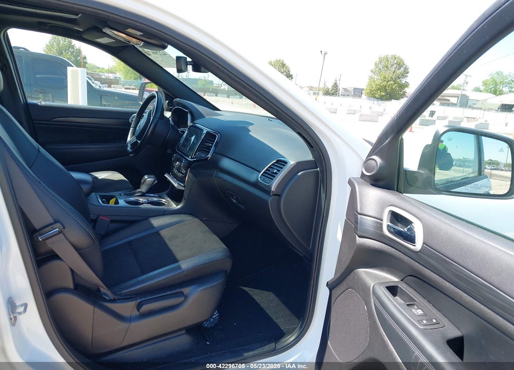 2020 JEEP GRAND CHEROKEE VIN: 1C4RJFAGXLC271279