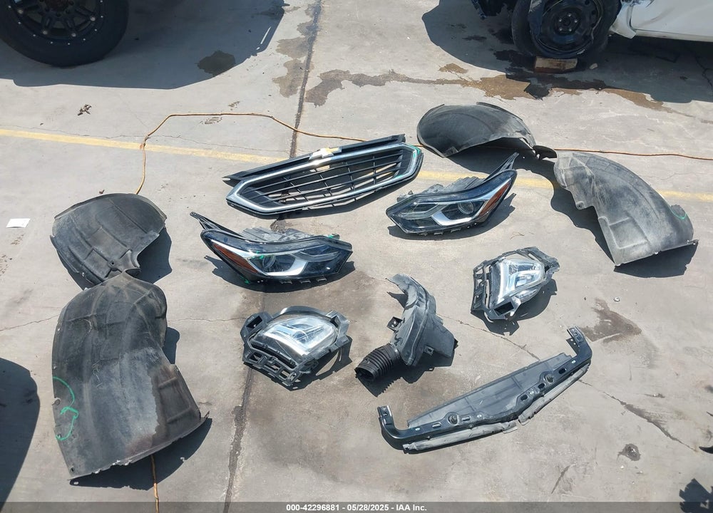 2021 CHEVROLET EQUINOX VIN: 3GNAXHEV5MS144426