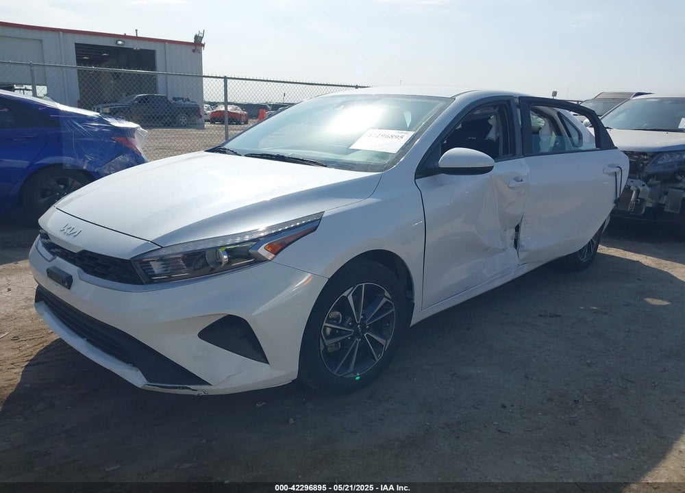 2024 KIA FORTE LXS VIN: 3KPF24AD4RE728857
