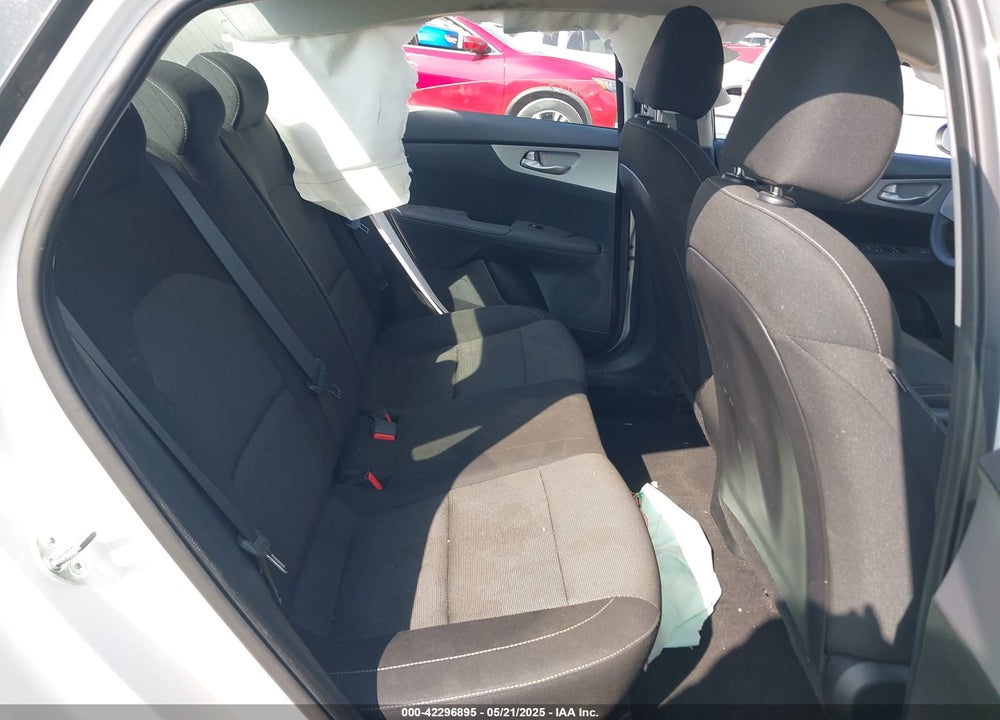 2024 KIA FORTE LXS VIN: 3KPF24AD4RE728857