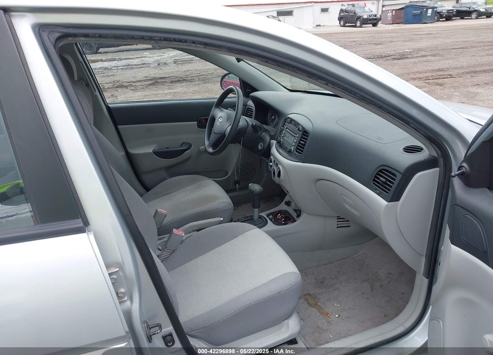 2007 HYUNDAI ACCENT VIN: KMHCN46C57U155326