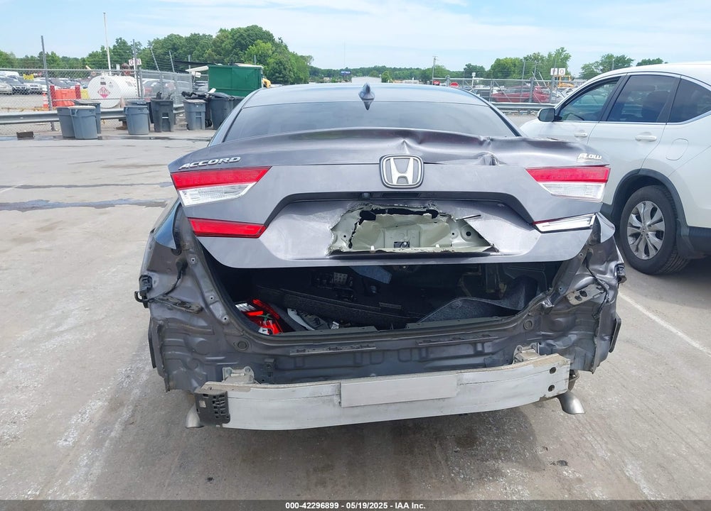 2018 HONDA ACCORD VIN: 1HGCV1F16JA178187