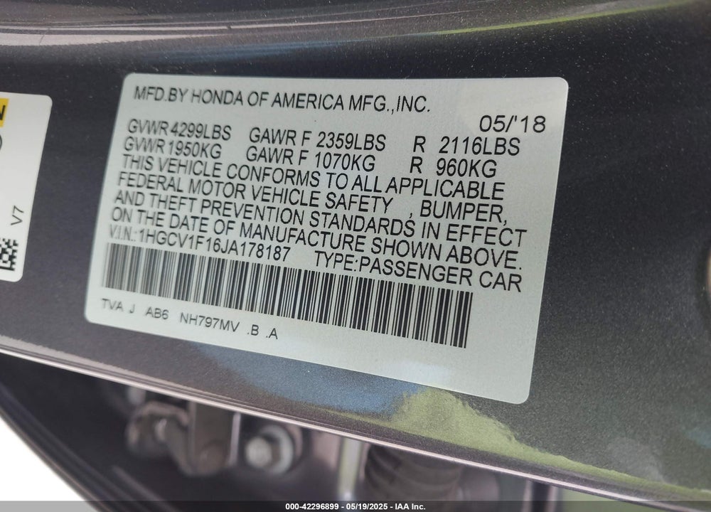 2018 HONDA ACCORD VIN: 1HGCV1F16JA178187