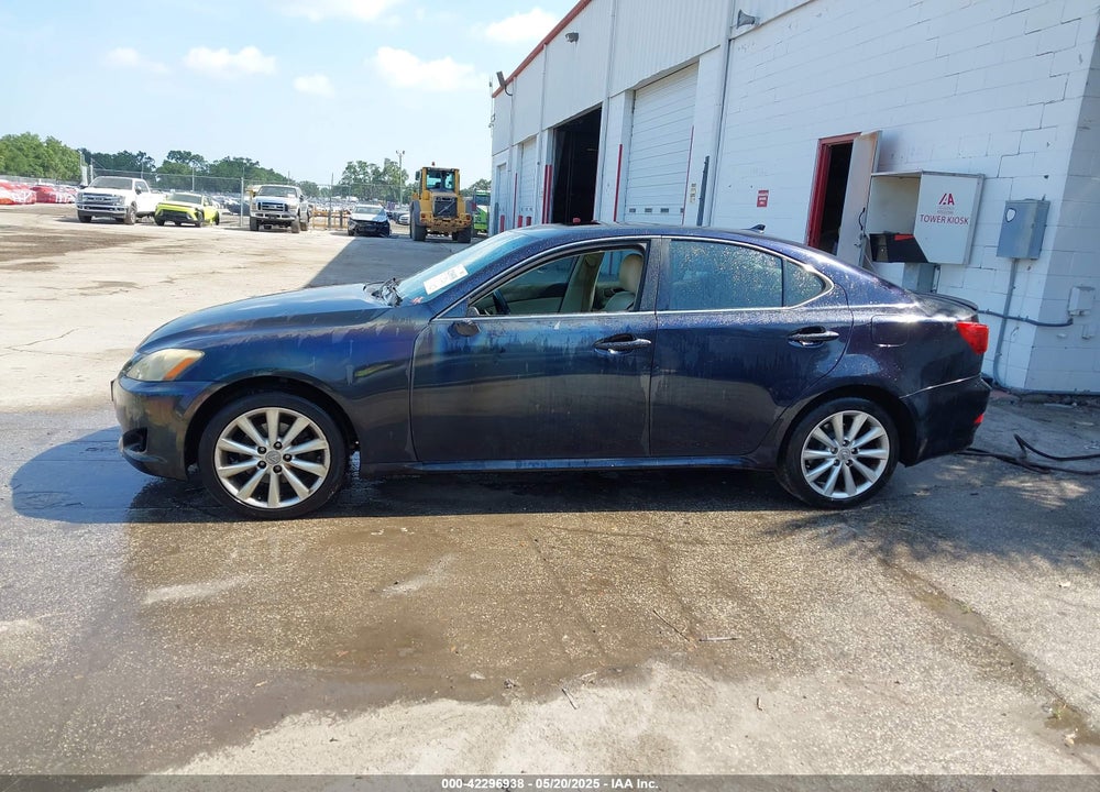 2009 LEXUS IS 250 VIN: JTHCK262592029148
