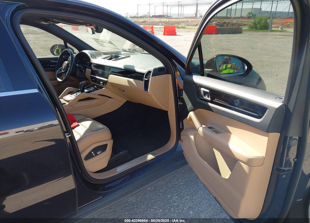 2019 PORSCHE CAYENNE S VIN: WP1AB2AY6KDA61572