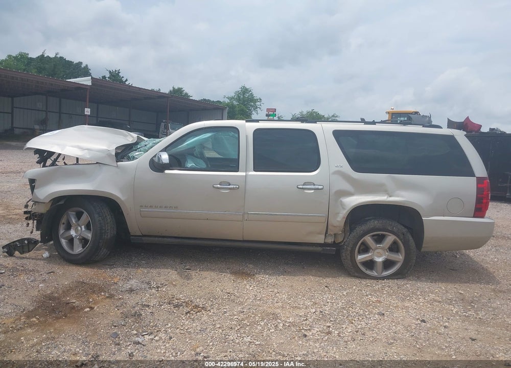 2013 CHEVROLET SUBURBAN 1500 LTZ VIN: 1GNSKKE79DR137015
