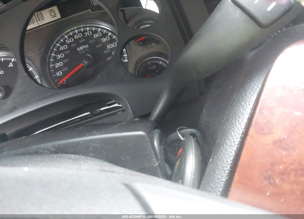2013 CHEVROLET SUBURBAN 1500 LTZ VIN: 1GNSKKE79DR137015
