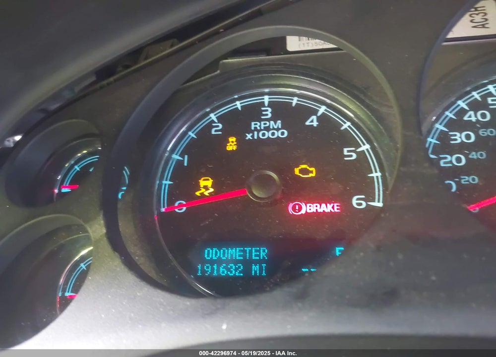 2013 CHEVROLET SUBURBAN 1500 LTZ VIN: 1GNSKKE79DR137015
