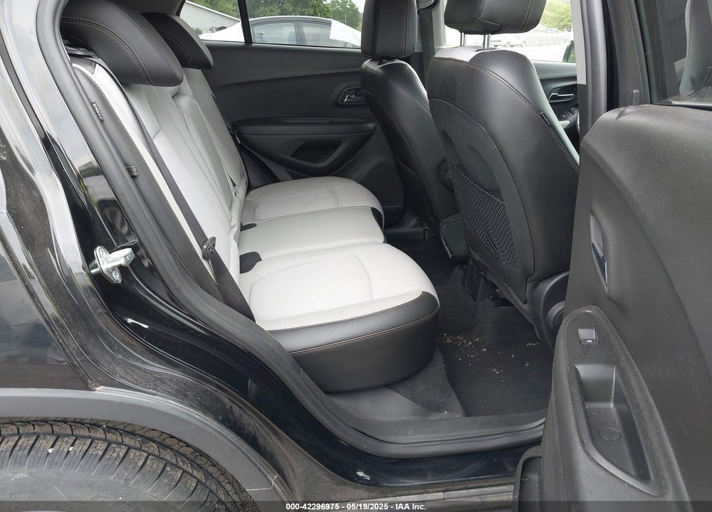 2017 CHEVROLET TRAX VIN: 3GNCJPSB4HL185094