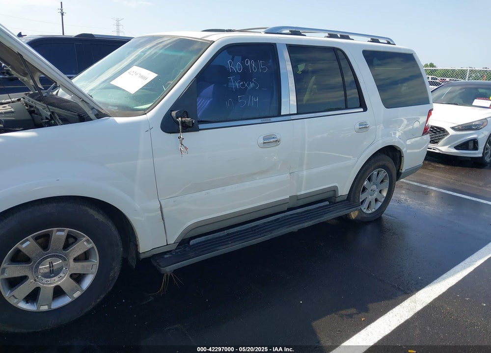 2003 LINCOLN NAVIGATOR VIN: 5LMFU27R03LJ25171