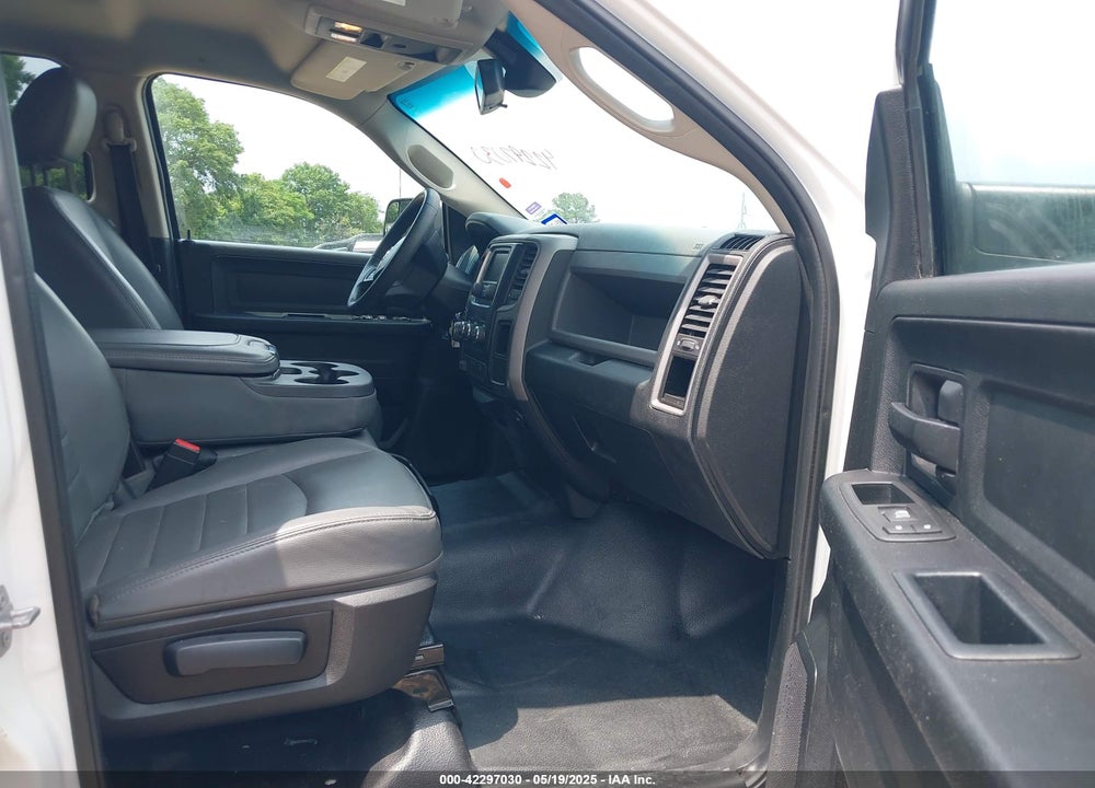 2016 RAM 1500 TRADESMAN VIN: 1C6RR7KTXGS409108