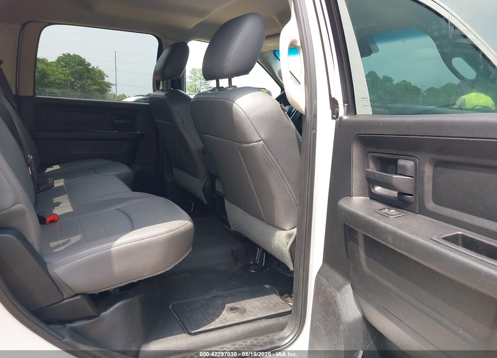 2016 RAM 1500 TRADESMAN VIN: 1C6RR7KTXGS409108