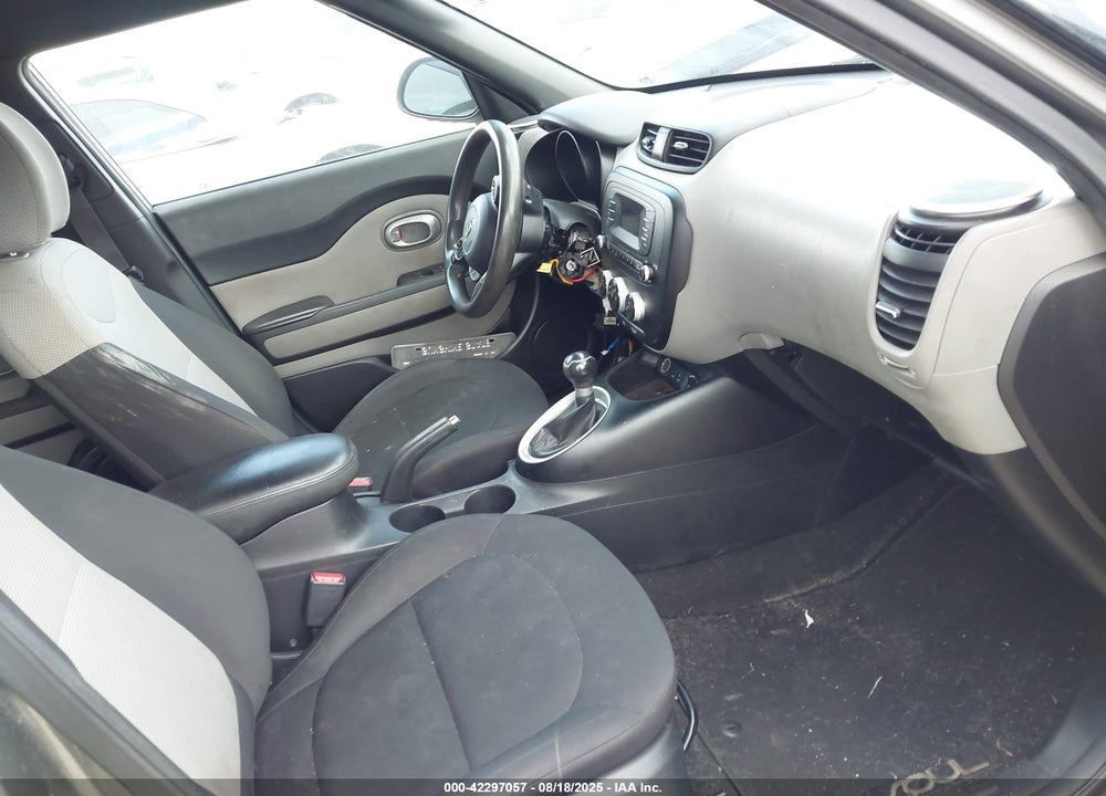 2014 KIA SOUL VIN: KNDJN2A24E7086736