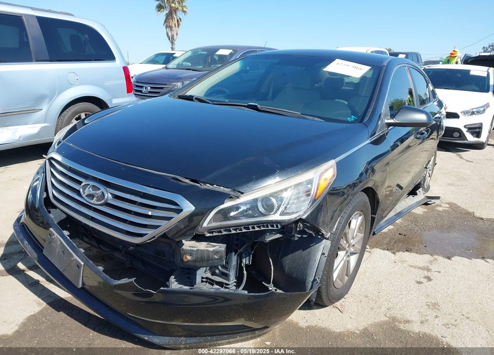 2015 HYUNDAI SONATA SE VIN: 5NPE24AF6FH146781