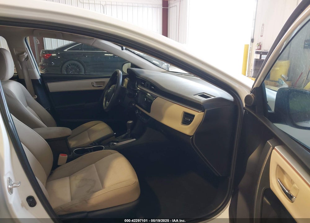 2015 TOYOTA COROLLA VIN: 5YFBPRHE5FP359559