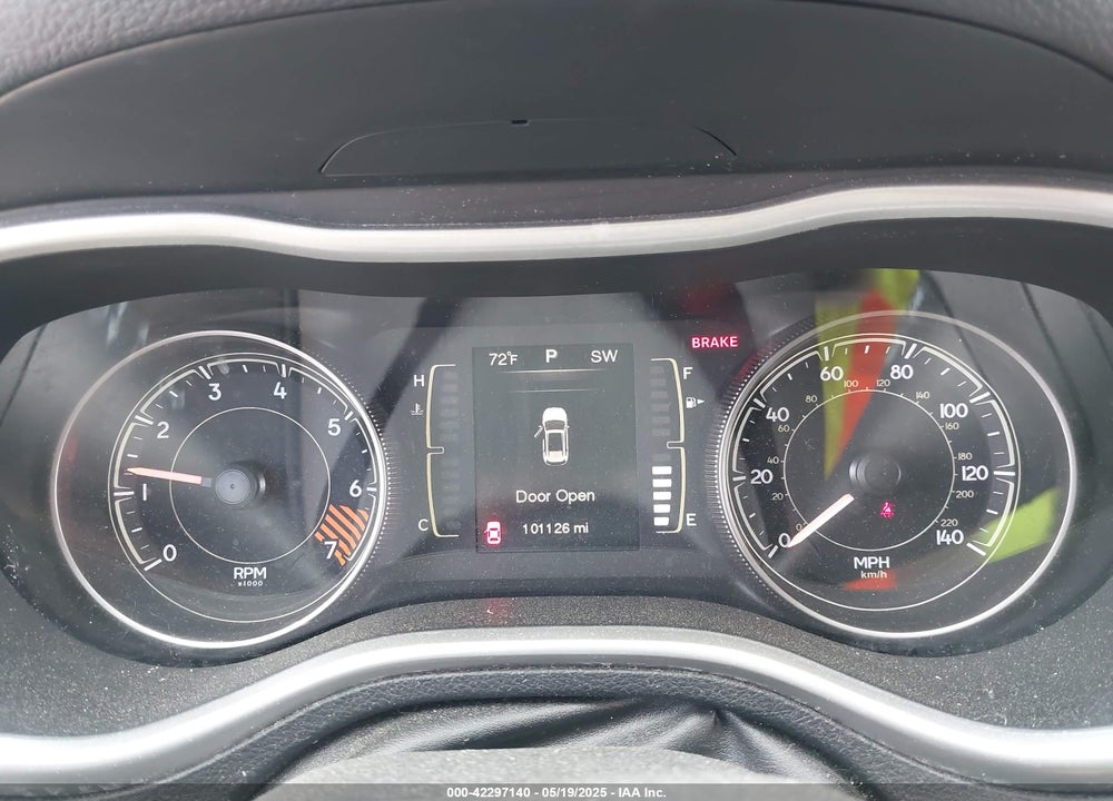 2014 JEEP CHEROKEE LATITUDE VIN: 1C4PJMCB8EW120990