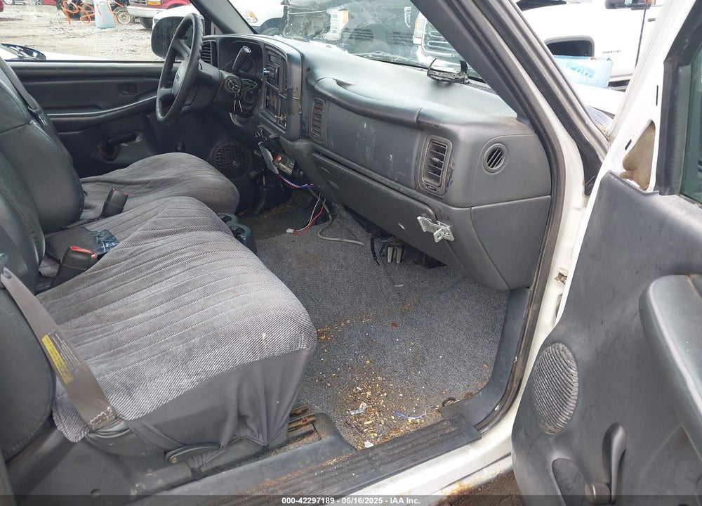2001 GMC SIERRA 1500 SL VIN: 1GTEC14V31Z250547