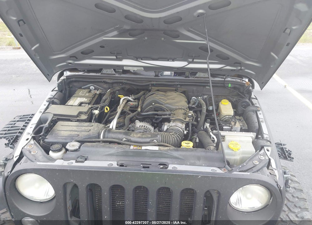 2014 JEEP WRANGLER UNLIMITED VIN: 1C4HJWDGXEL185061