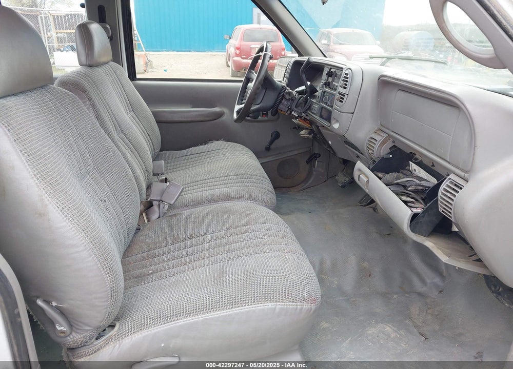 1998 GMC SIERRA 1500 SL WIDESIDE VIN: 1GTEK19MXWE552905