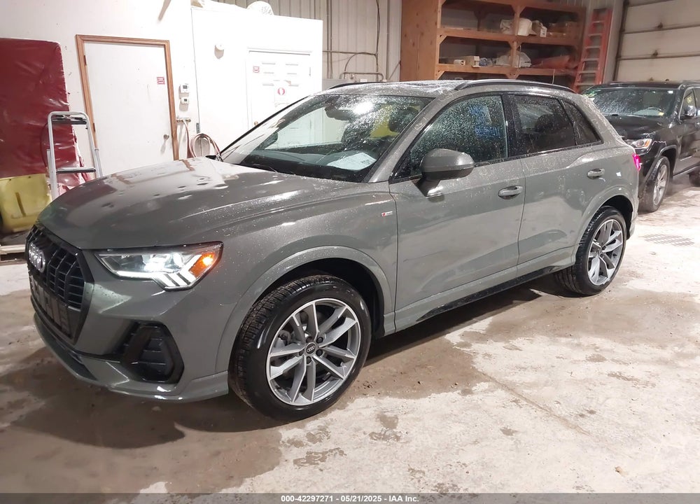 2024 AUDI Q3 VIN: WA1EECF30R1156373