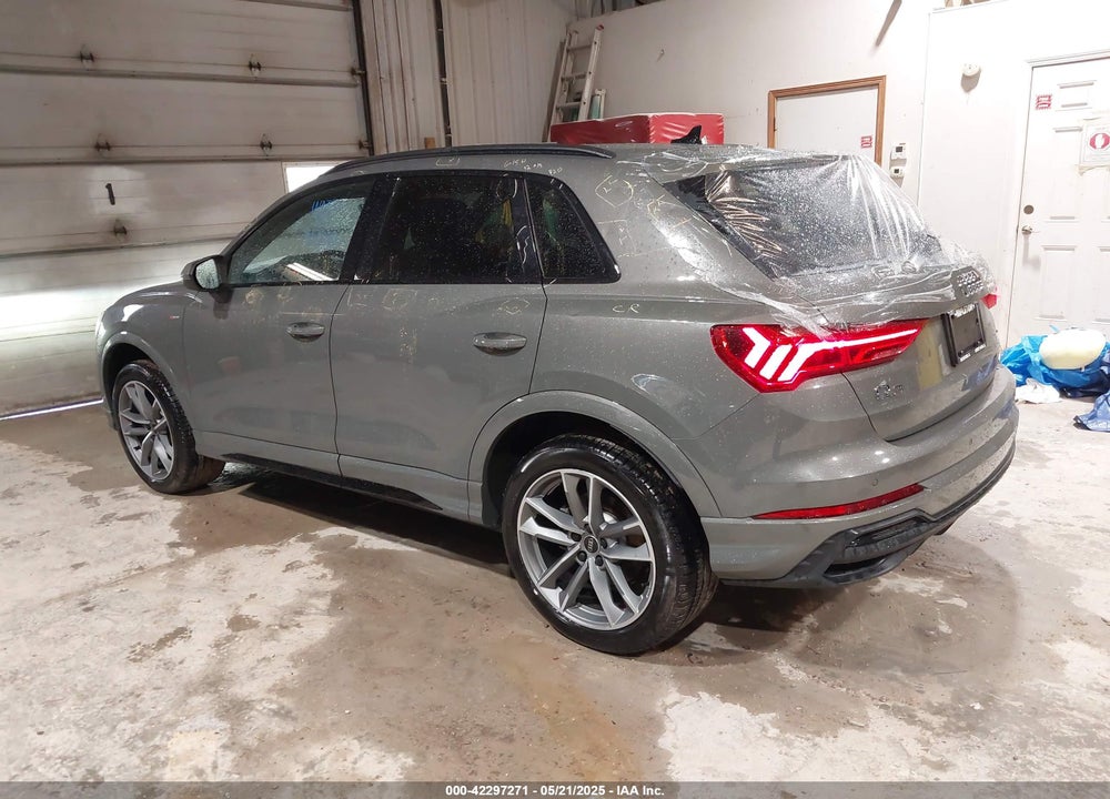 2024 AUDI Q3 VIN: WA1EECF30R1156373