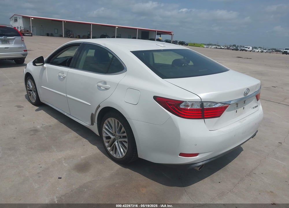 2013 LEXUS ES 350 VIN: JTHBK1GG1D2057313