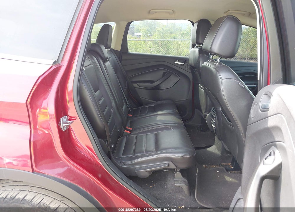 2017 FORD ESCAPE VIN: 1FMCU9J99HUC41851