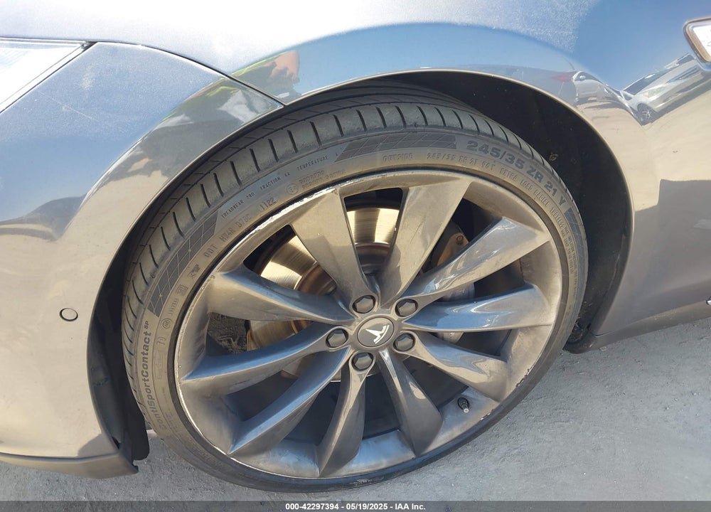 2014 TESLA MODEL S P85 VIN: 5YJSA1H15EFP65285