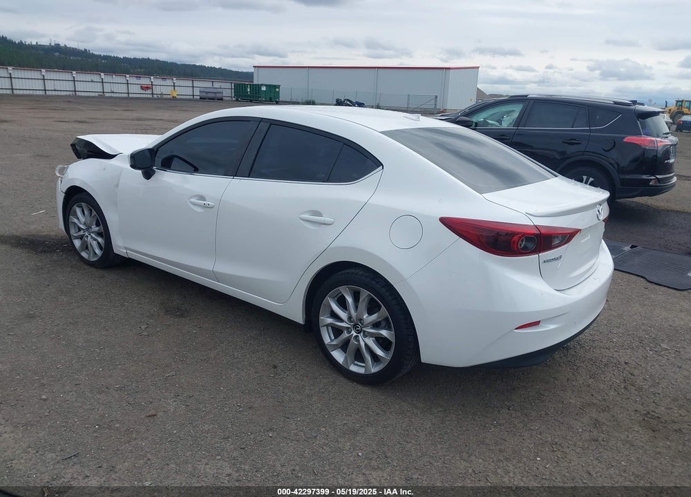 2015 MAZDA MAZDA3 VIN: JM1BM1W31F1231786