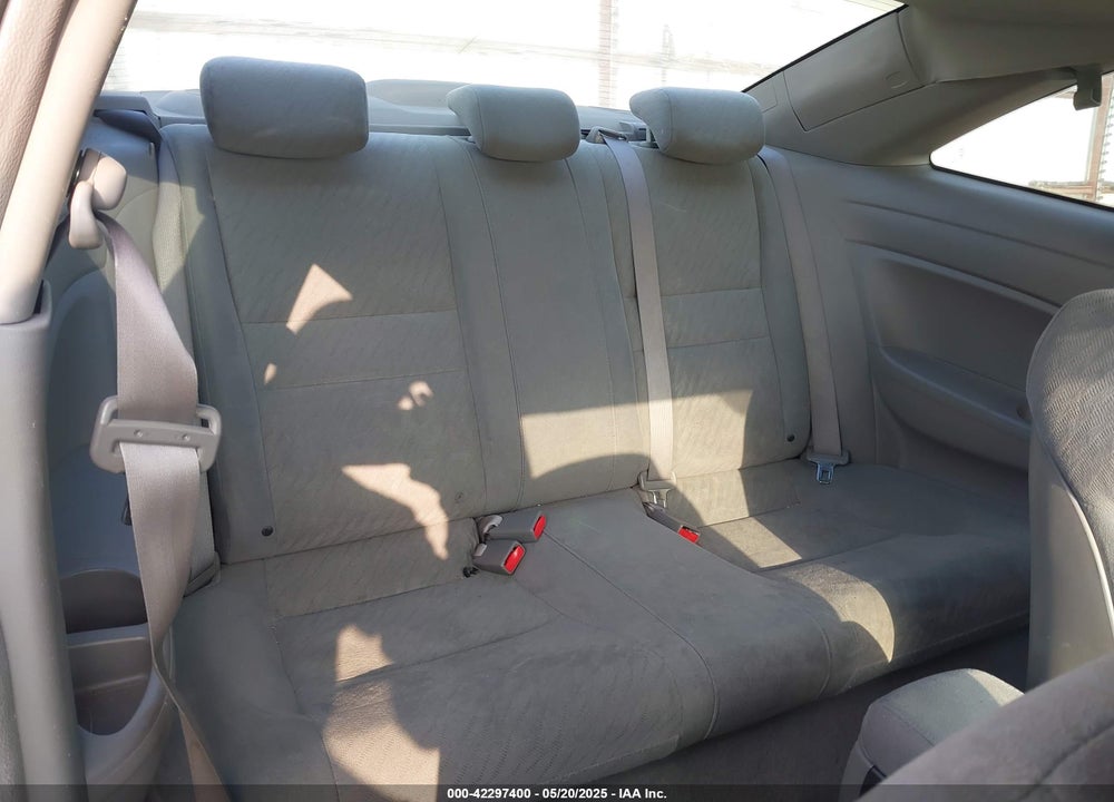 2010 HONDA CIVIC VIN: 2HGFG1B67AH507747