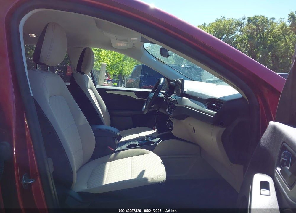 2022 FORD ESCAPE SE VIN: 1FMCU0G61NUB50870