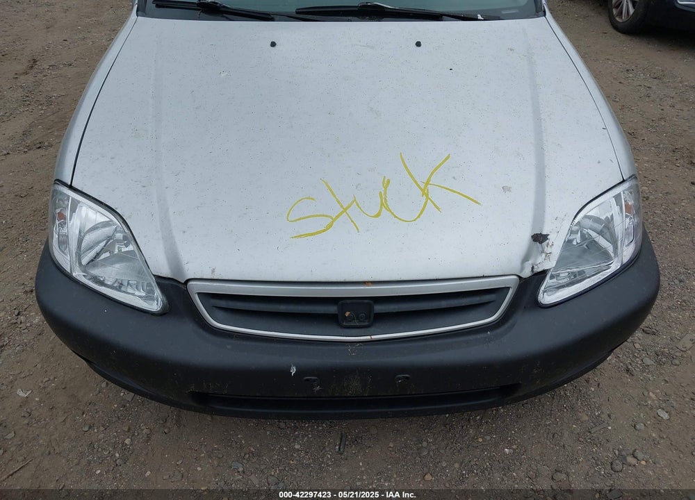 2000 HONDA CIVIC DX VIN: 2HGEJ6441YH111880