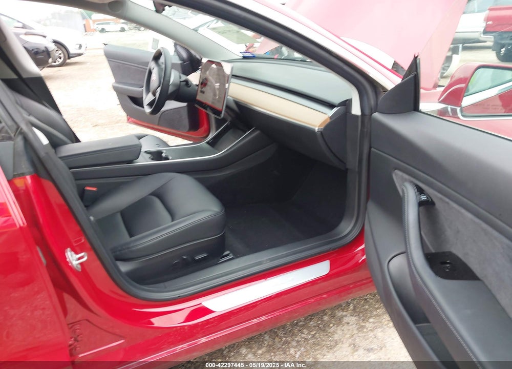 2018 TESLA MODEL 3 LONG RANGE/PERFORMANCE VIN: 5YJ3E1EB8JF119898