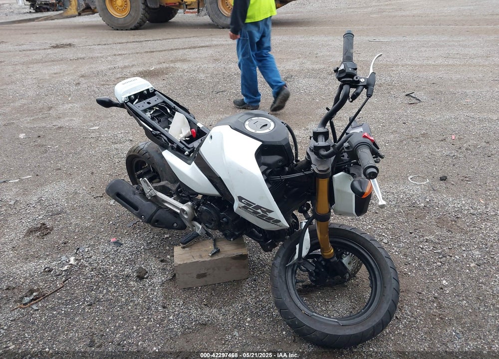 2025 HONDA GROM 125 VIN: MLHJC9216S5306810