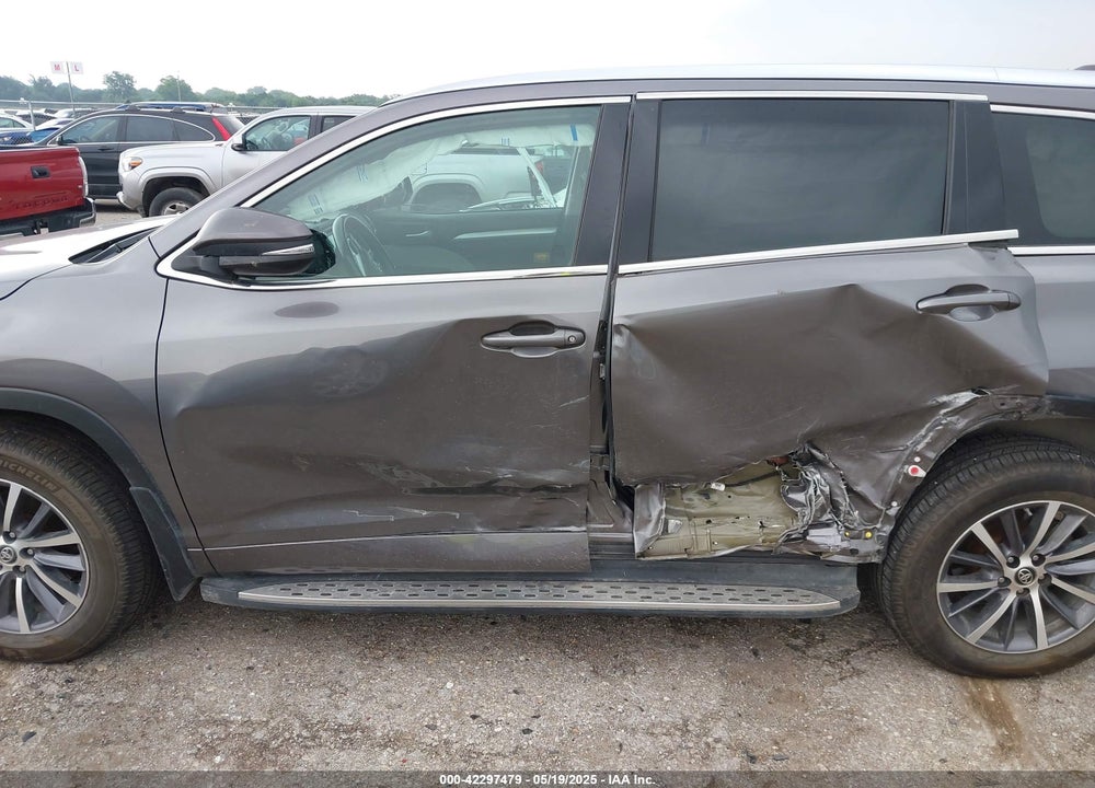 2017 TOYOTA HIGHLANDER VIN: 5TDJZRFH5HS465507