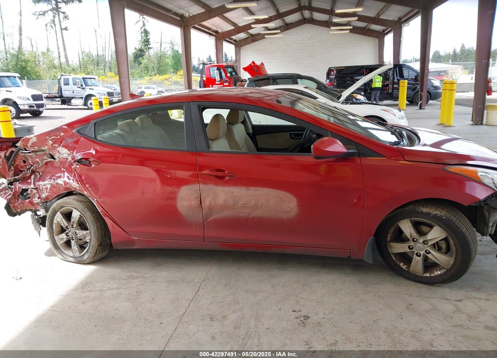 2013 HYUNDAI ELANTRA VIN: KMHDH4AEXDU794480