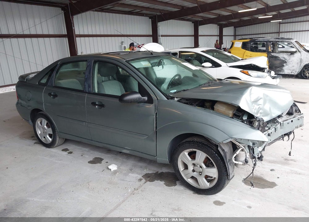 2005 FORD FOCUS ZX4 VIN: 1FAFP34N95W200110