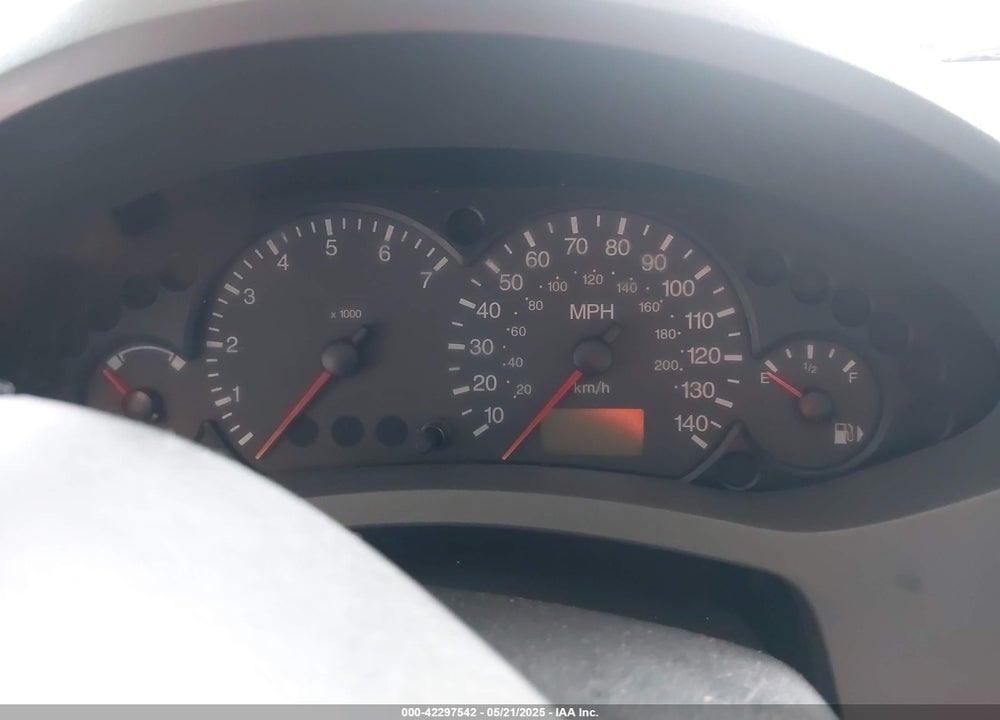 2005 FORD FOCUS ZX4 VIN: 1FAFP34N95W200110