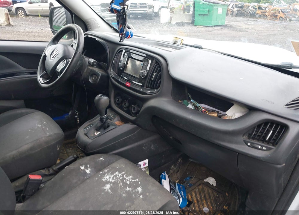 2021 RAM PROMASTER CITY TRADESMAN SLT VIN: ZFBHRFBB6M6V75137