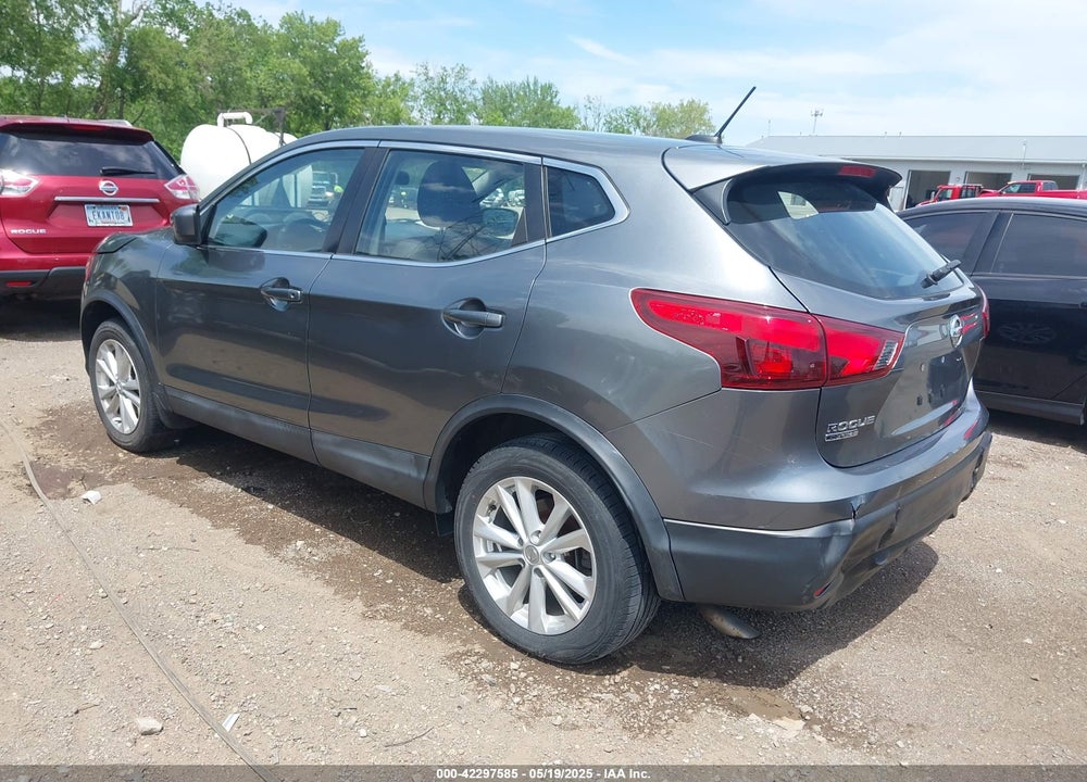 2017 NISSAN ROGUE SPORT VIN: JN1BJ1CP3HW015236