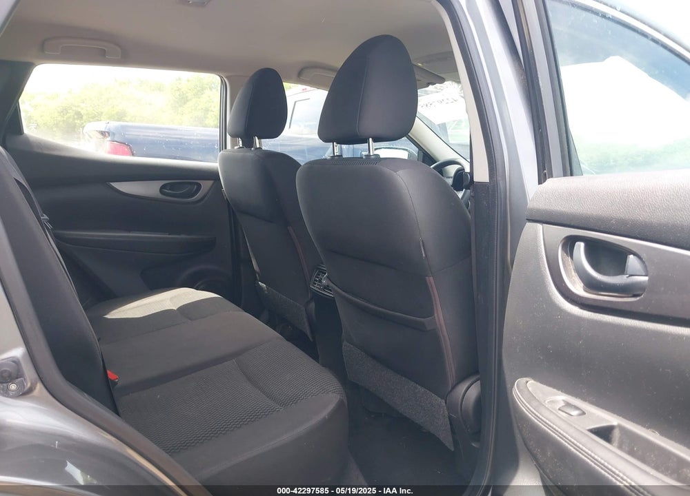 2017 NISSAN ROGUE SPORT VIN: JN1BJ1CP3HW015236