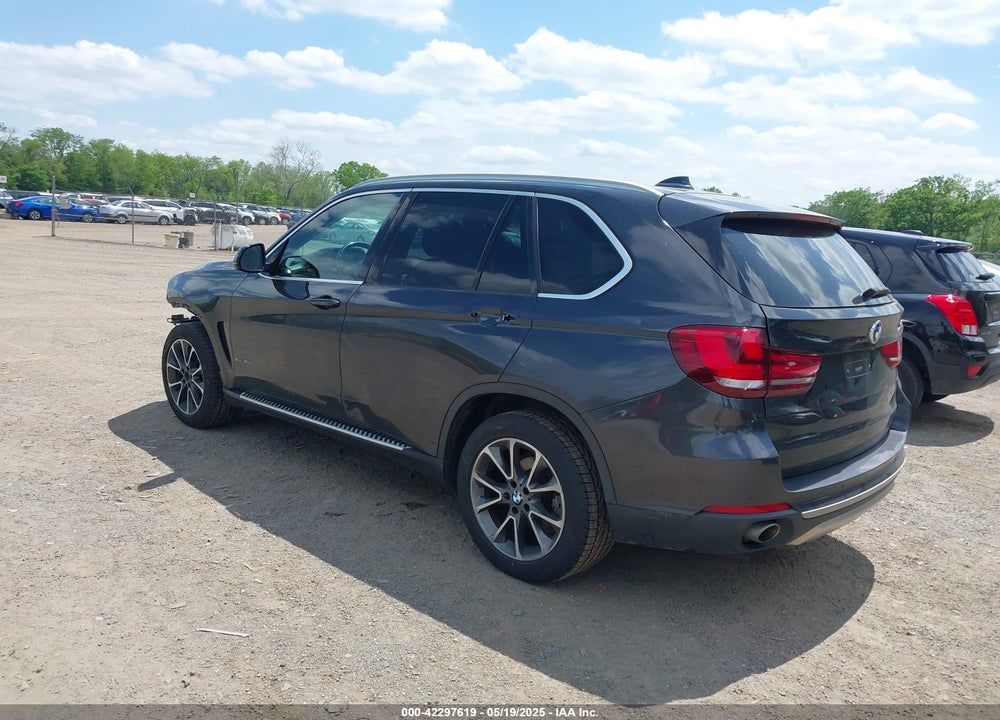 2015 BMW X5 VIN: 5UXKS4C59F0N10727
