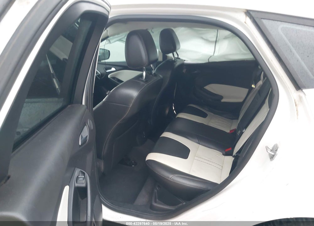 2012 FORD FOCUS VIN: 1FAHP3N20CL262409